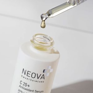Neova C 20 + Antioxidant Serum open bottle with dropper